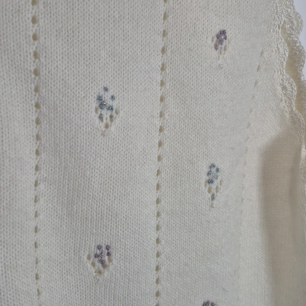 Koret Cream Embroidered Floral Knit Sweater Vest Size XL - Picture 9 of 13